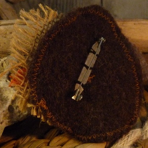 broche en tissus recyclé fait main en france